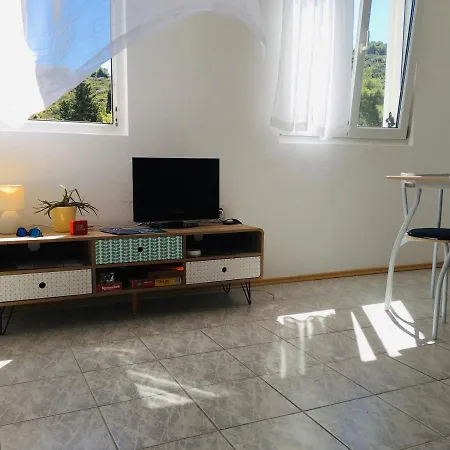 Apartman Solenta - Sunny & Bright Near W Self Checkin