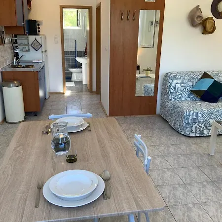 Apartman Solenta - Sunny & Bright Near W Self Checkin Nečujam